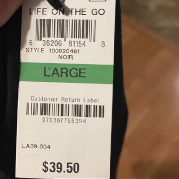 NWT- BLACK -IDEOLOGY V-BACK TEE SHIRT - Picture 8 of 9